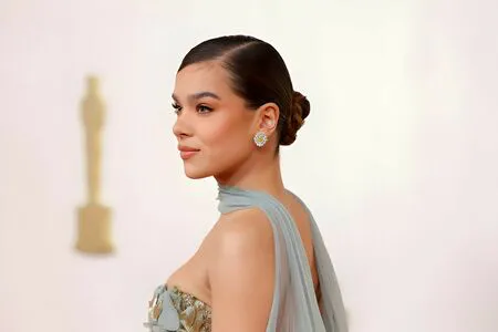 Hailee Steinfeld OnlyFans Leaked Free Thumbnail Picture - #4pbJjGsGAh