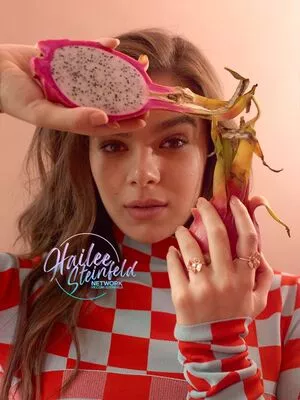 Hailee Steinfeld OnlyFans Leaked Free Thumbnail Picture - #6IULtRSLLk