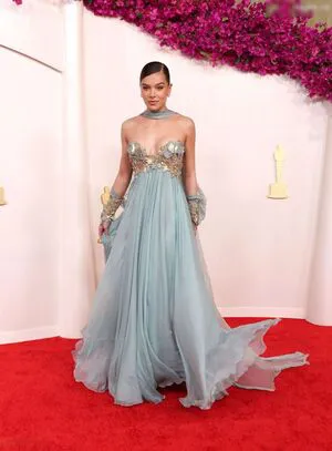 Hailee Steinfeld OnlyFans Leaked Free Thumbnail Picture - #9GnRrf6hC8