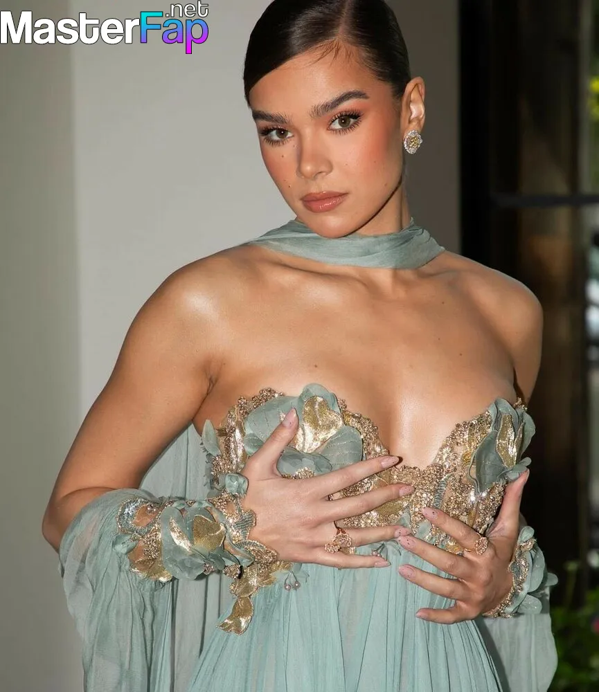 Hailee Steinfeld Nude OnlyFans Leak Picture #9mXUXRumTw | MasterFap.net