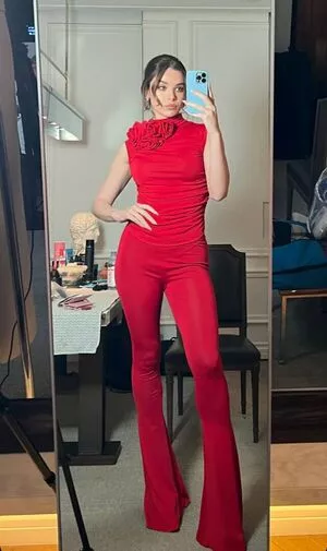 Hailee Steinfeld OnlyFans Leaked Free Thumbnail Picture - #9mePgvBs42