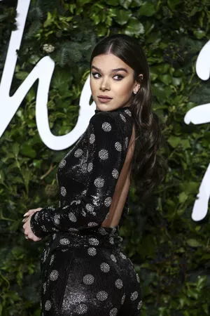Hailee Steinfeld OnlyFans Leaked Free Thumbnail Picture - #CjpXx0RHu7