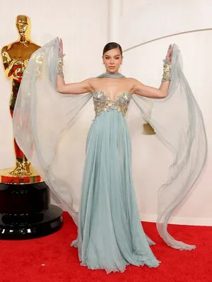 Hailee Steinfeld OnlyFans Leaked Free Thumbnail Picture - #HF7bl2mYGN