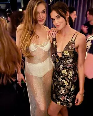Hailee Steinfeld OnlyFans Leaked Free Thumbnail Picture - #KcaSobpehD