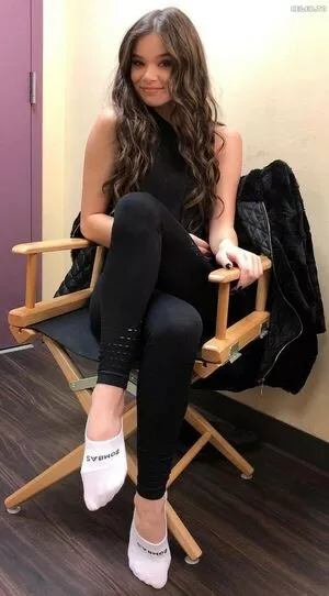 Hailee Steinfeld OnlyFans Leaked Free Thumbnail Picture - #KfcSDzCfEC