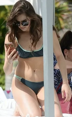 Hailee Steinfeld OnlyFans Leaked Free Thumbnail Picture - #OZc5NjAv3x