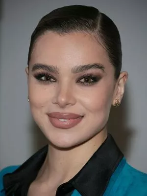 Hailee Steinfeld OnlyFans Leaked Free Thumbnail Picture - #OnrEkX1j1h