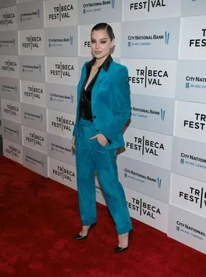 Hailee Steinfeld OnlyFans Leaked Free Thumbnail Picture - #PO05r0rLTi