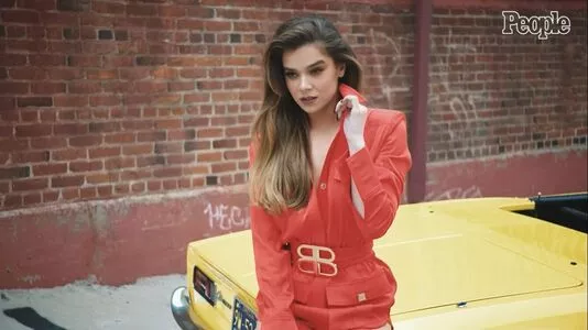 Hailee Steinfeld OnlyFans Leaked Free Thumbnail Picture - #U0Al0nvKmJ