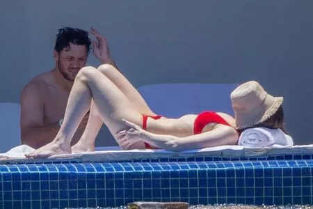 Hailee Steinfeld OnlyFans Leaked Free Thumbnail Picture - #XCVgMXSmge