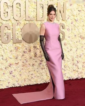 Hailee Steinfeld OnlyFans Leaked Free Thumbnail Picture - #Y9mzmPXYiu