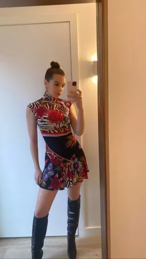 Hailee Steinfeld OnlyFans Leaked Free Thumbnail Picture - #YJXvdfFBHp