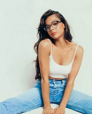 Hailee Steinfeld OnlyFans Leaked Free Thumbnail Picture - #dNiHXxJWdK