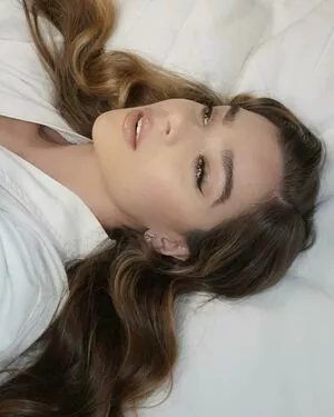 Hailee Steinfeld OnlyFans Leaked Free Thumbnail Picture - #eEN8TEF0e0