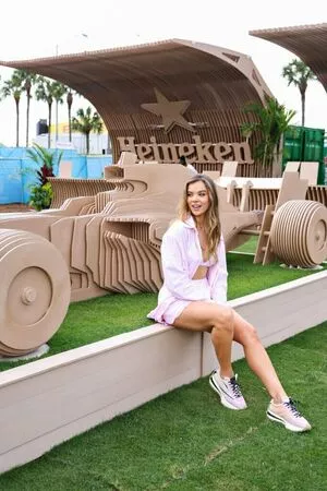 Hailee Steinfeld OnlyFans Leaked Free Thumbnail Picture - #f2LQPRKkFS