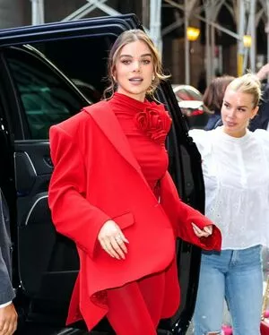 Hailee Steinfeld OnlyFans Leaked Free Thumbnail Picture - #fQMpfnHp8C
