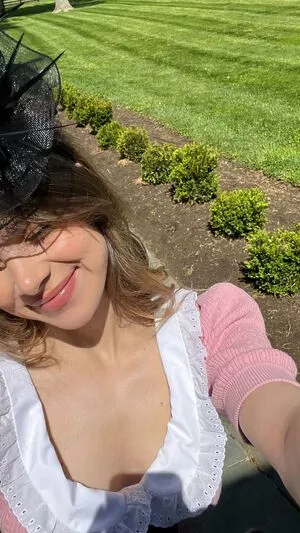 Hailee Steinfeld OnlyFans Leaked Free Thumbnail Picture - #fQkyV9sdrr