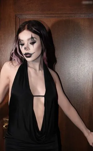 Hailee Steinfeld OnlyFans Leaked Free Thumbnail Picture - #fwWBsGmWeP