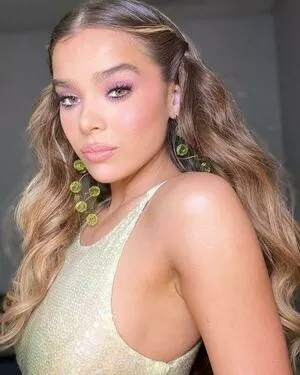 Hailee Steinfeld OnlyFans Leaked Free Thumbnail Picture - #jnOf6KiBdC