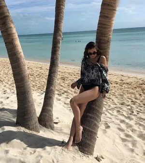 Hailee Steinfeld OnlyFans Leaked Free Thumbnail Picture - #lYGGl3I441