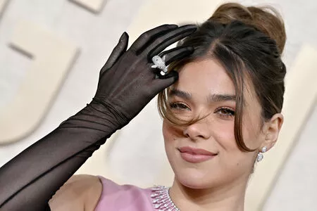 Hailee Steinfeld OnlyFans Leaked Free Thumbnail Picture - #n3qbq29bsS