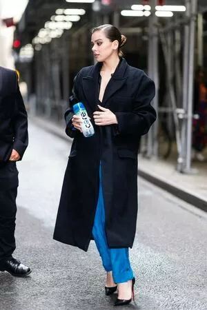 Hailee Steinfeld OnlyFans Leaked Free Thumbnail Picture - #nNzFUbMFd9