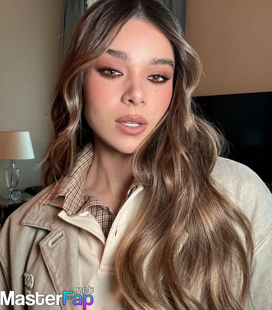 Hailee Steinfeld Nude OnlyFans Leak Picture #pMzjQ2txCb | MasterFap.net