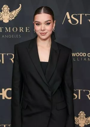 Hailee Steinfeld OnlyFans Leaked Free Thumbnail Picture - #r6MrSx0mIx