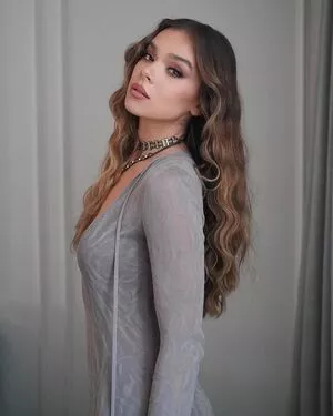 Hailee Steinfeld OnlyFans Leaked Free Thumbnail Picture - #ua4dQhFXJN