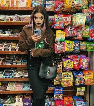 Hailee Steinfeld OnlyFans Leaked Free Thumbnail Picture - #ukeyA5DjBH