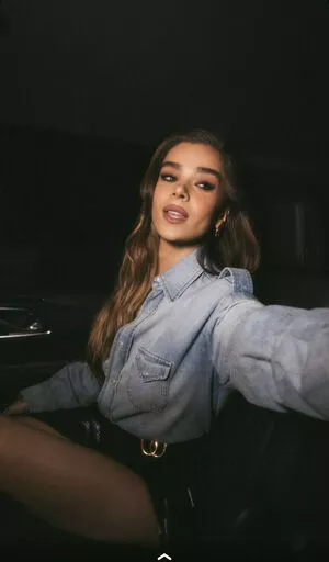 Hailee Steinfeld OnlyFans Leaked Free Thumbnail Picture - #voz7qNCtaK