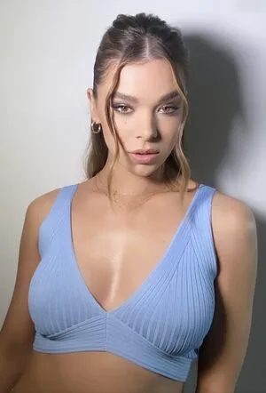 Hailee Steinfeld OnlyFans Leaked Free Thumbnail Picture - #wneN0y3CZt