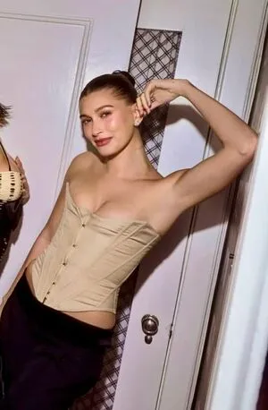 Hailey Baldwin Bieber OnlyFans Leaked Free Thumbnail Picture - #6ZIGkY1mrw