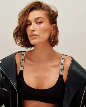 Hailey Baldwin Bieber OnlyFans Leaked Free Thumbnail Picture - #98n6WVUsXm