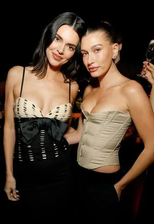 Hailey Baldwin Bieber OnlyFans Leaked Free Thumbnail Picture - #C9iRuplUHi