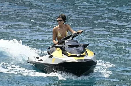 Hailey Baldwin Bieber OnlyFans Leaked Free Thumbnail Picture - #SA8fx6TMzx