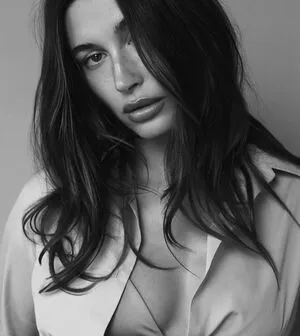 Hailey Baldwin Bieber OnlyFans Leaked Free Thumbnail Picture - #TlxHIUMPuk