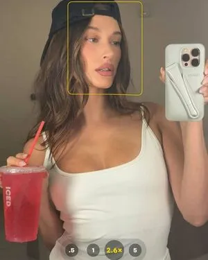 Hailey Baldwin Bieber OnlyFans Leaked Free Thumbnail Picture - #a1xxHNb95q