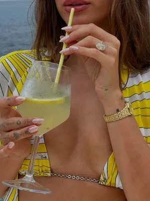 Hailey Baldwin Bieber OnlyFans Leaked Free Thumbnail Picture - #bTaCpMbWM5