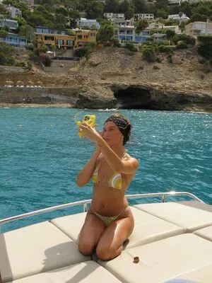 Hailey Baldwin Bieber OnlyFans Leaked Free Thumbnail Picture - #cDP9ahjL74