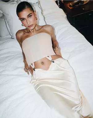 Hailey Baldwin Bieber OnlyFans Leaked Free Thumbnail Picture - #eaCNdx5gGY