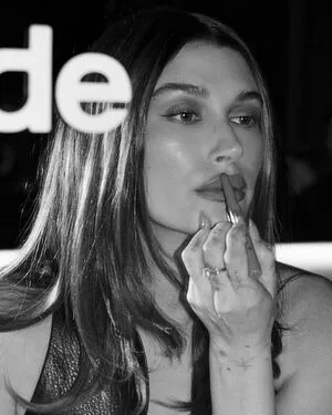 Hailey Baldwin Bieber OnlyFans Leaked Free Thumbnail Picture - #nG25630qQa