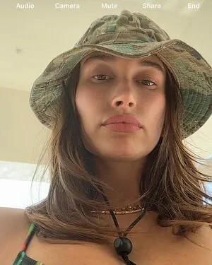 Hailey Baldwin Bieber OnlyFans Leaked Free Thumbnail Picture - #skaclTK4uA