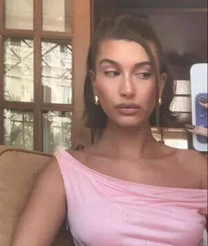 Hailey Baldwin Bieber OnlyFans Leaked Free Thumbnail Picture - #uyJTIFLih6