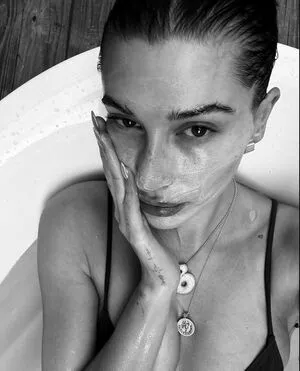 Hailey Baldwin Bieber OnlyFans Leaked Free Thumbnail Picture - #wW897NalFH