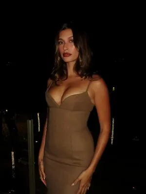 Hailey Baldwin OnlyFans Leaked Free Thumbnail Picture - #C9bsEoPNxq