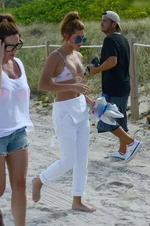 Hailey Bieber OnlyFans Leaked Free Thumbnail Picture - #50DVIiaGzg