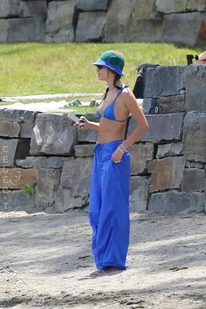 Hailey Bieber OnlyFans Leaked Free Thumbnail Picture - #C5JSyMOT4g