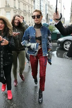 Hailey Bieber OnlyFans Leaked Free Thumbnail Picture - #DlQD58BnIg