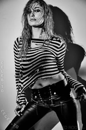 Hailey Bieber OnlyFans Leaked Free Thumbnail Picture - #J7J198ZPLa